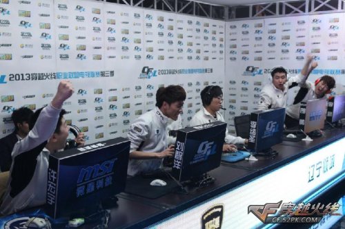 手施密特 手施密特