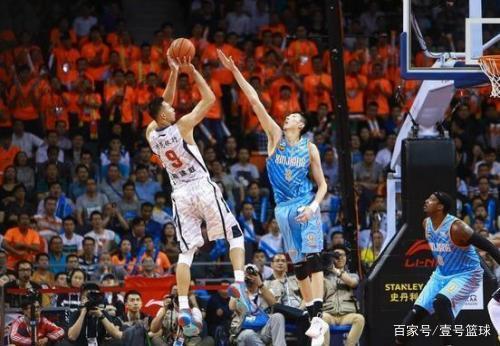 埃尔南德斯 埃尔南德斯