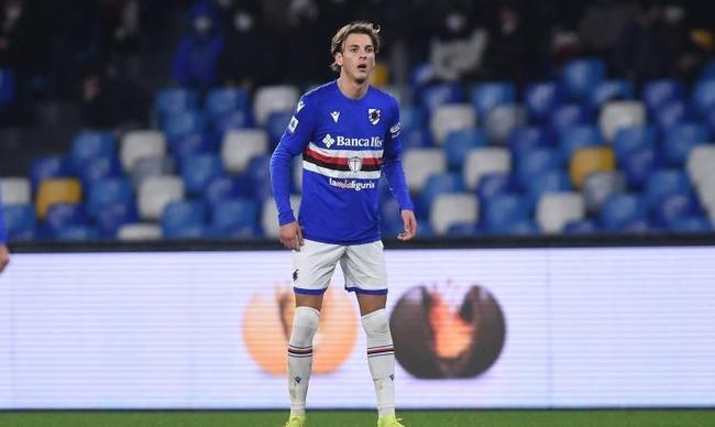 对年轻球员 对年轻球员