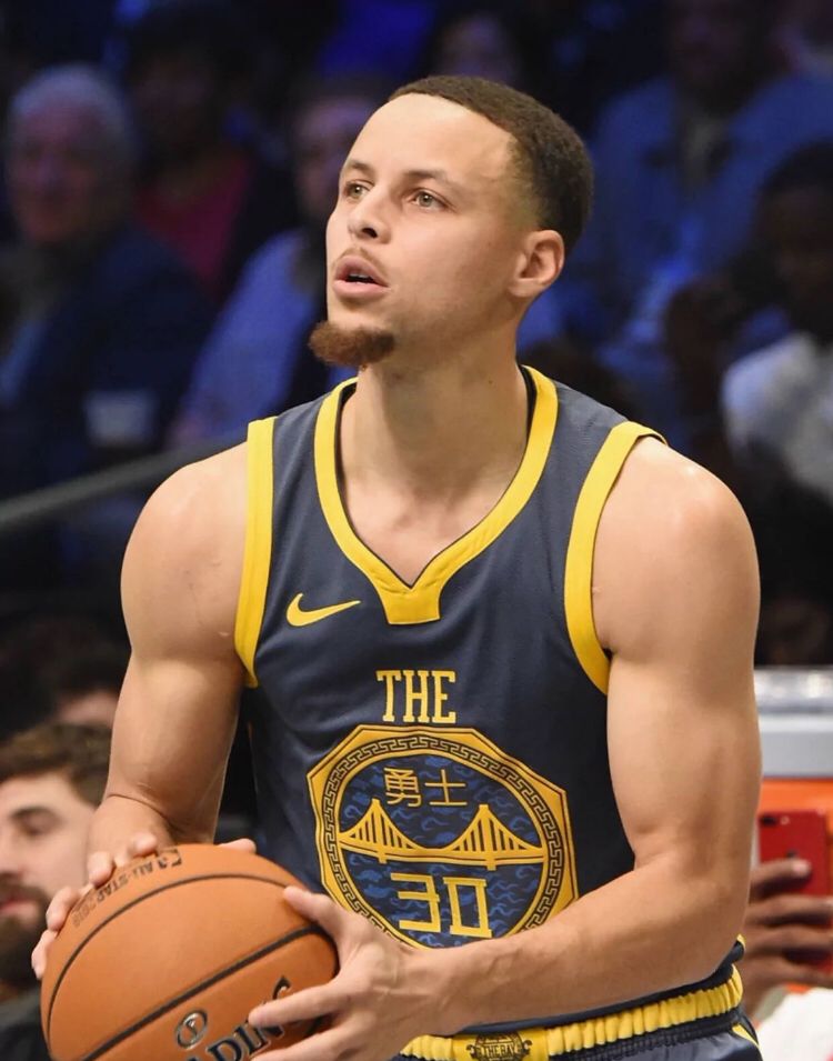 也折射出当 也折射出当