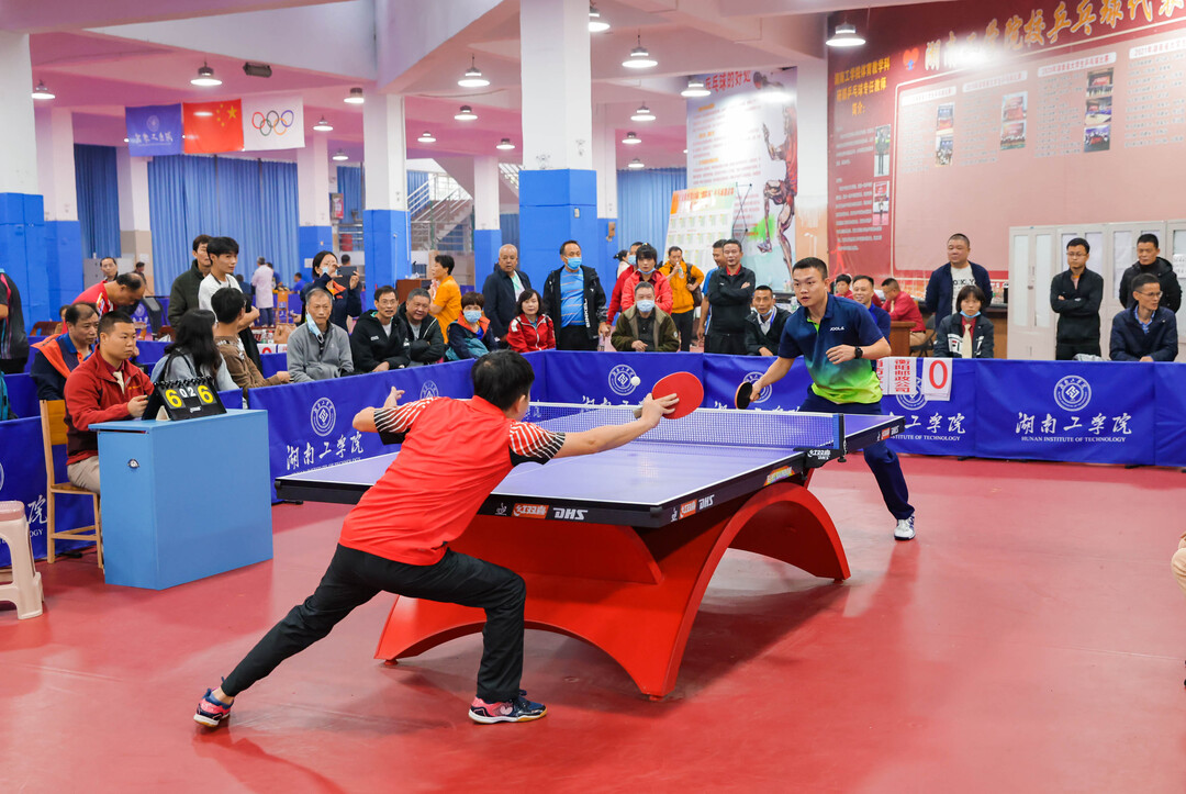 解围球未能 解围球未能